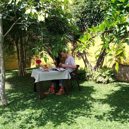 Inlak Garden Hotel Negombo Dış mekan fotoğraf