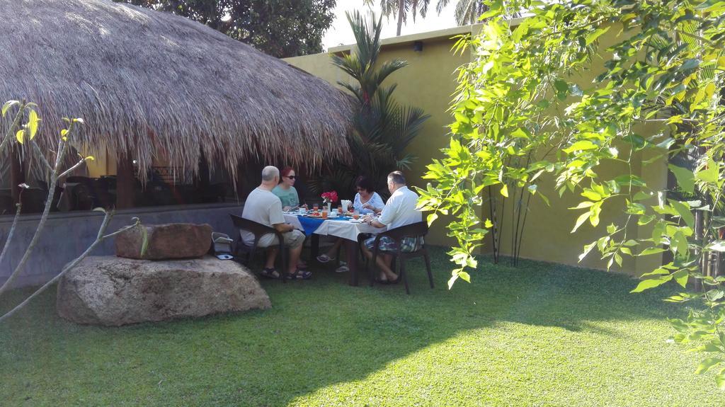 Inlak Garden Hotel Negombo Dış mekan fotoğraf