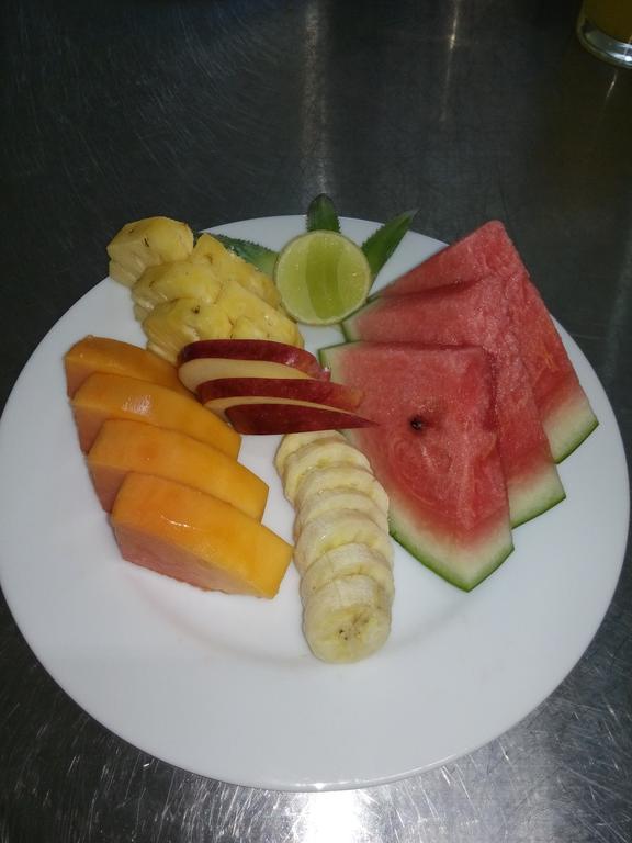 Inlak Garden Hotel Negombo Dış mekan fotoğraf