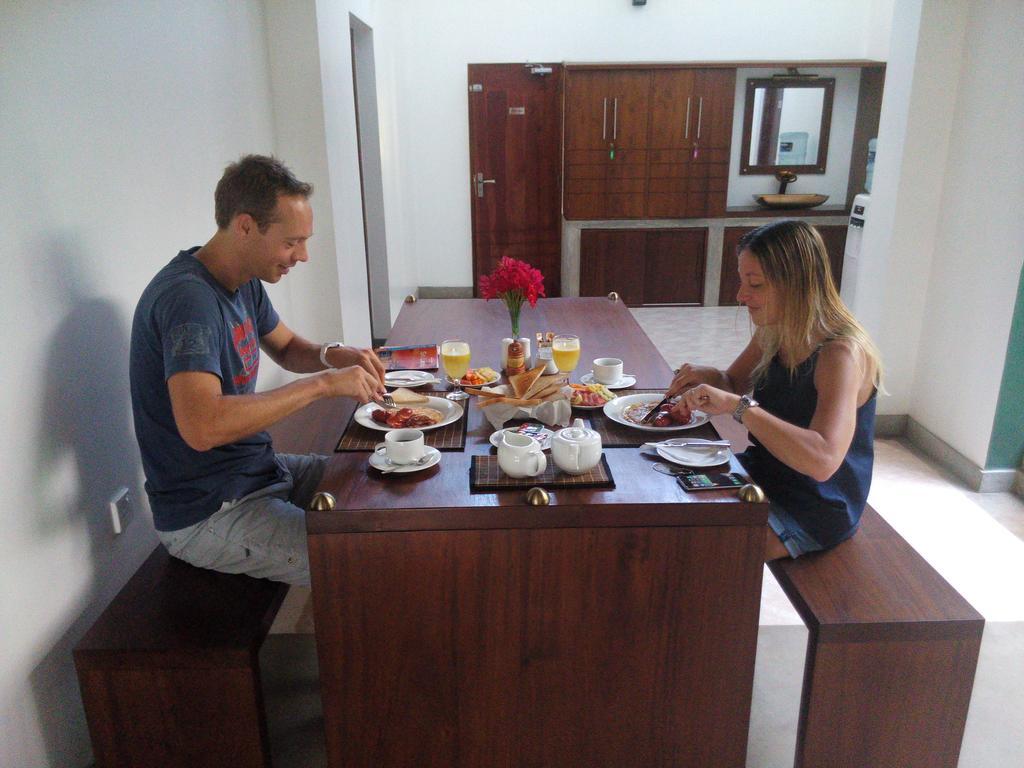 Inlak Garden Hotel Negombo Dış mekan fotoğraf