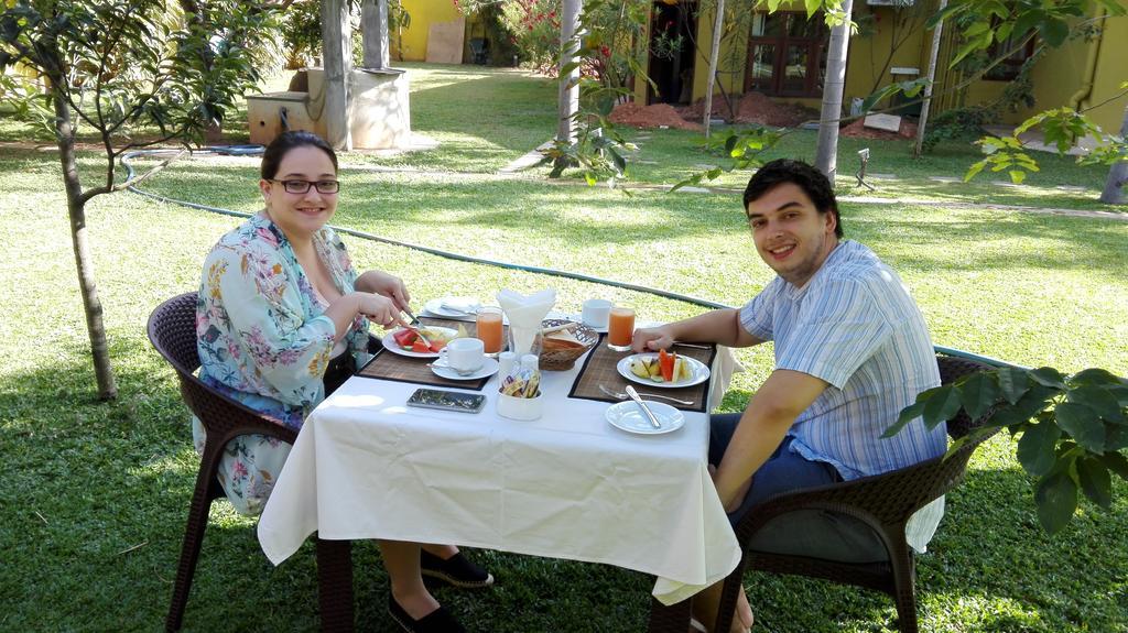 Inlak Garden Hotel Negombo Dış mekan fotoğraf