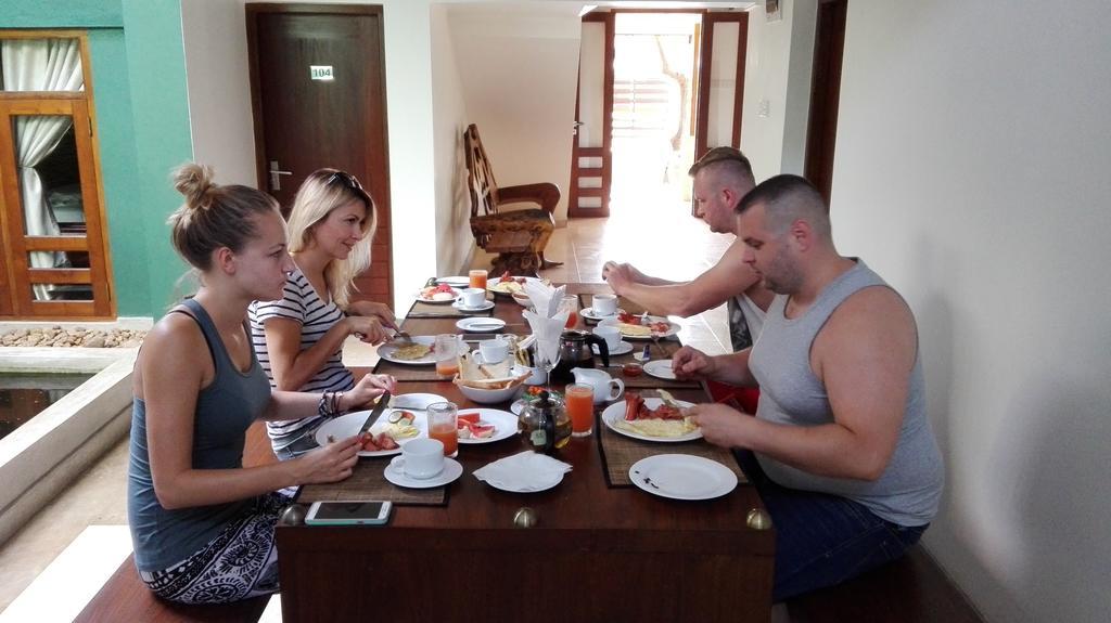 Inlak Garden Hotel Negombo Dış mekan fotoğraf